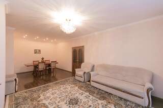 Апартаменты Diplomat Apartment on Sarayshyq st 34 Нур-Султан Апартаменты с 1 спальней-11