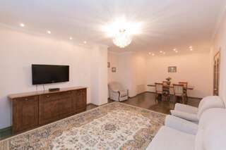 Апартаменты Diplomat Apartment on Sarayshyq st 34 Нур-Султан Апартаменты с 1 спальней-37